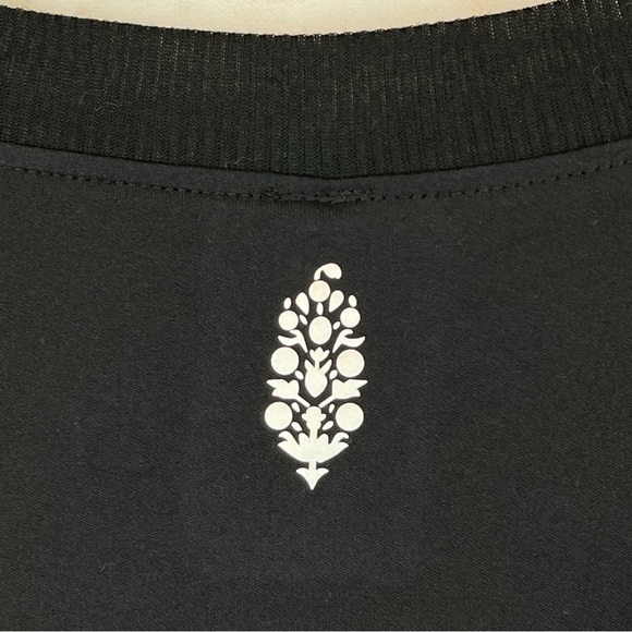 Free People Movement | Cropped Pocket Tee, M - Picture 7 of 7